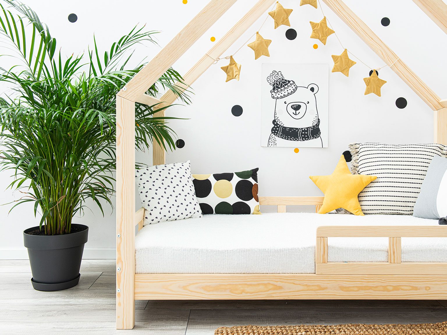 Kids House Bed Tanoshi