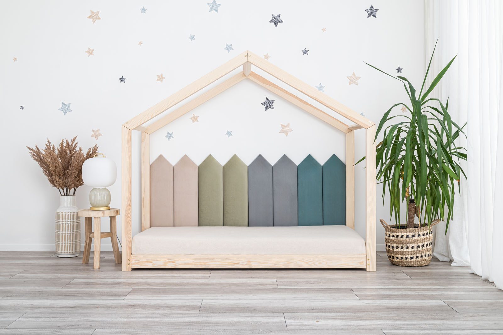 Upholstered wall panels - Crayons. Colors:08 Nude, 34 Sage, 61 Powder Pink, 85 Gray. In the picture: size 70x20 cm.