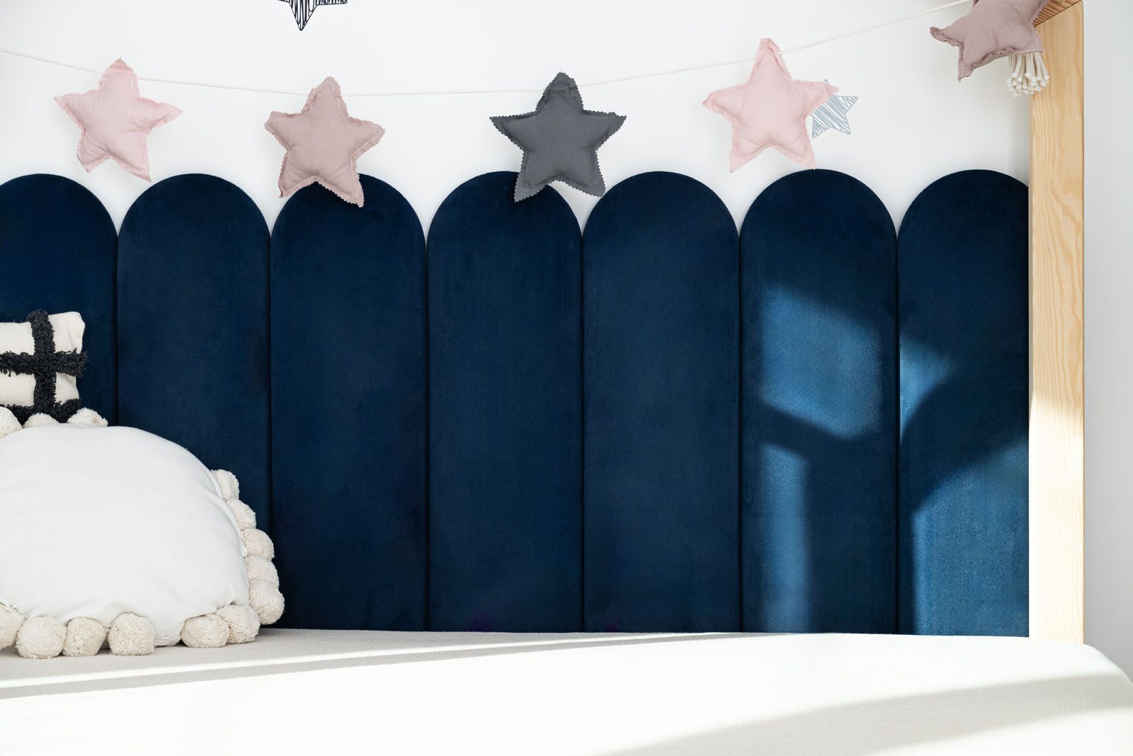 Upholstered wall panels - Ladyfingers -Royal blue 79
