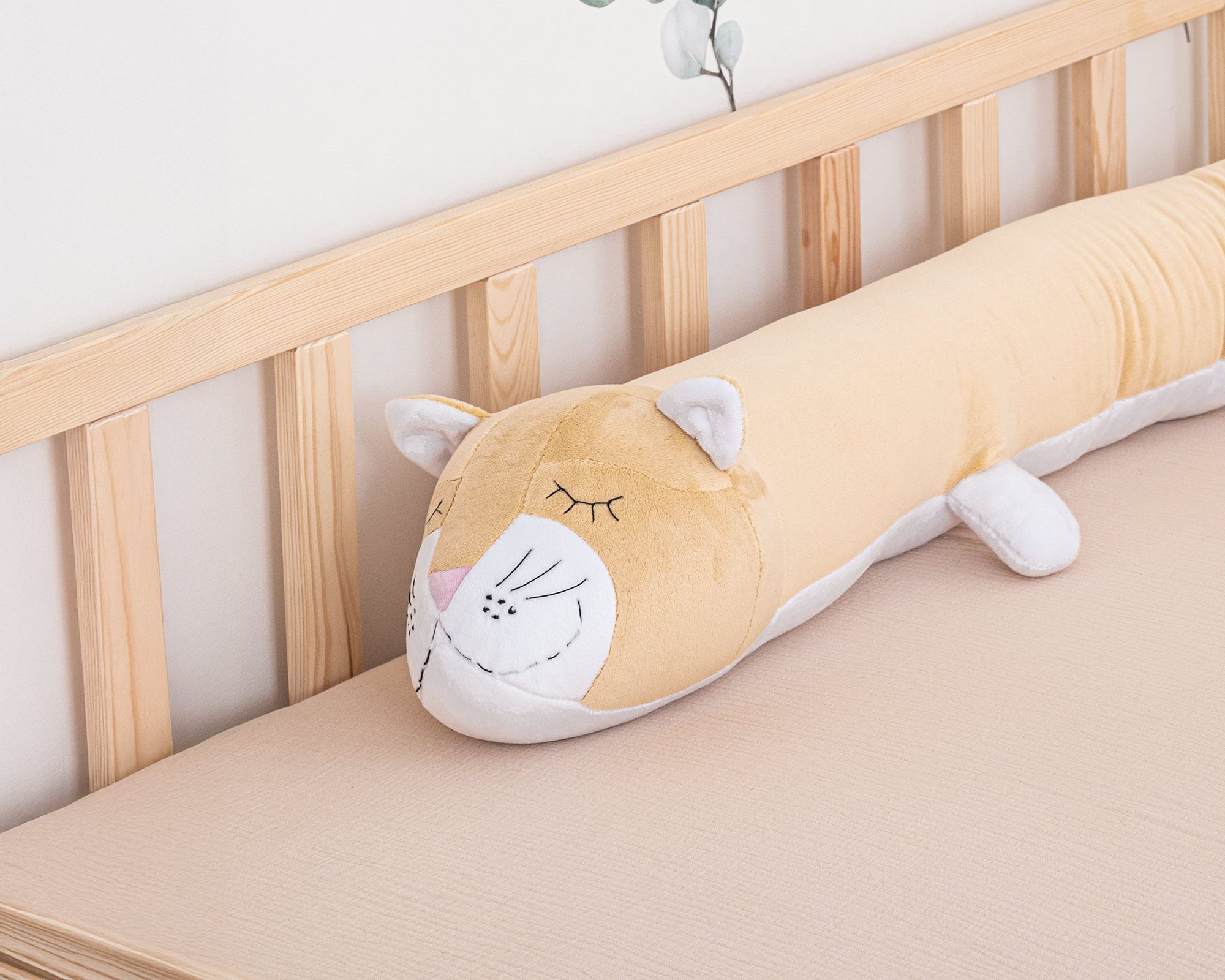 Bed bumper –  Cat