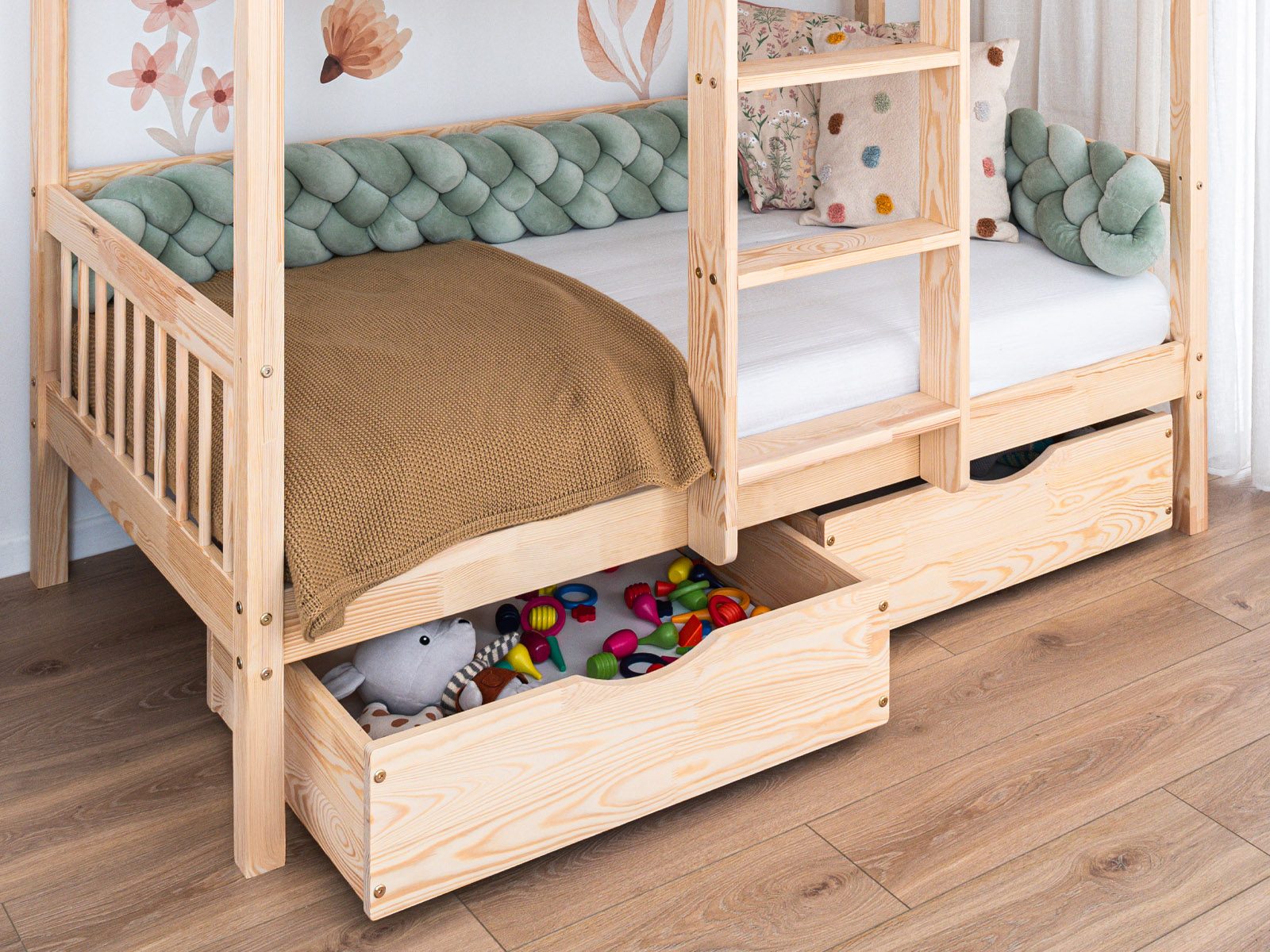 Ayla II, Rail design: Round, Drawer: Double, Height of legs: 20 cm, Railing for the lower bed: Yes.